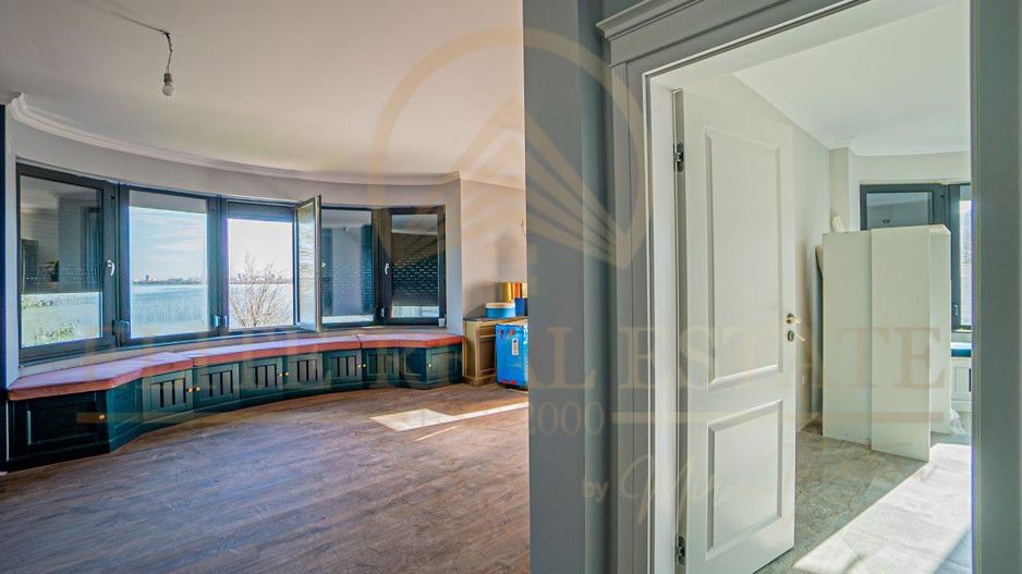 Năvodari - Casă exclusivistă cu ponton privat – Primul rând la lac - Poză 6