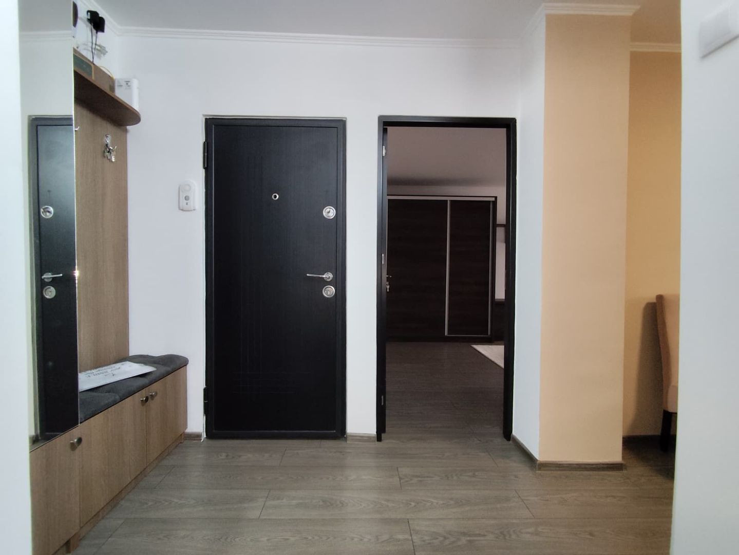 Apartament cu 2 camere de inchiriat, str. Aluminei, Oradea - Poză 10