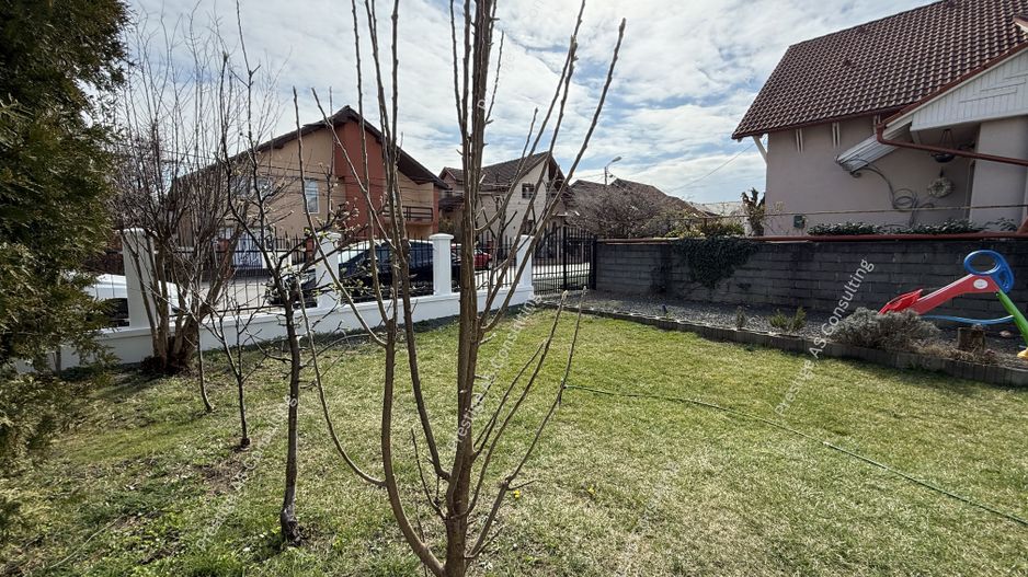 Vila individuala renovata complet | 6 camere | 500 mp teren | Str Jean Monnet - Poză 29