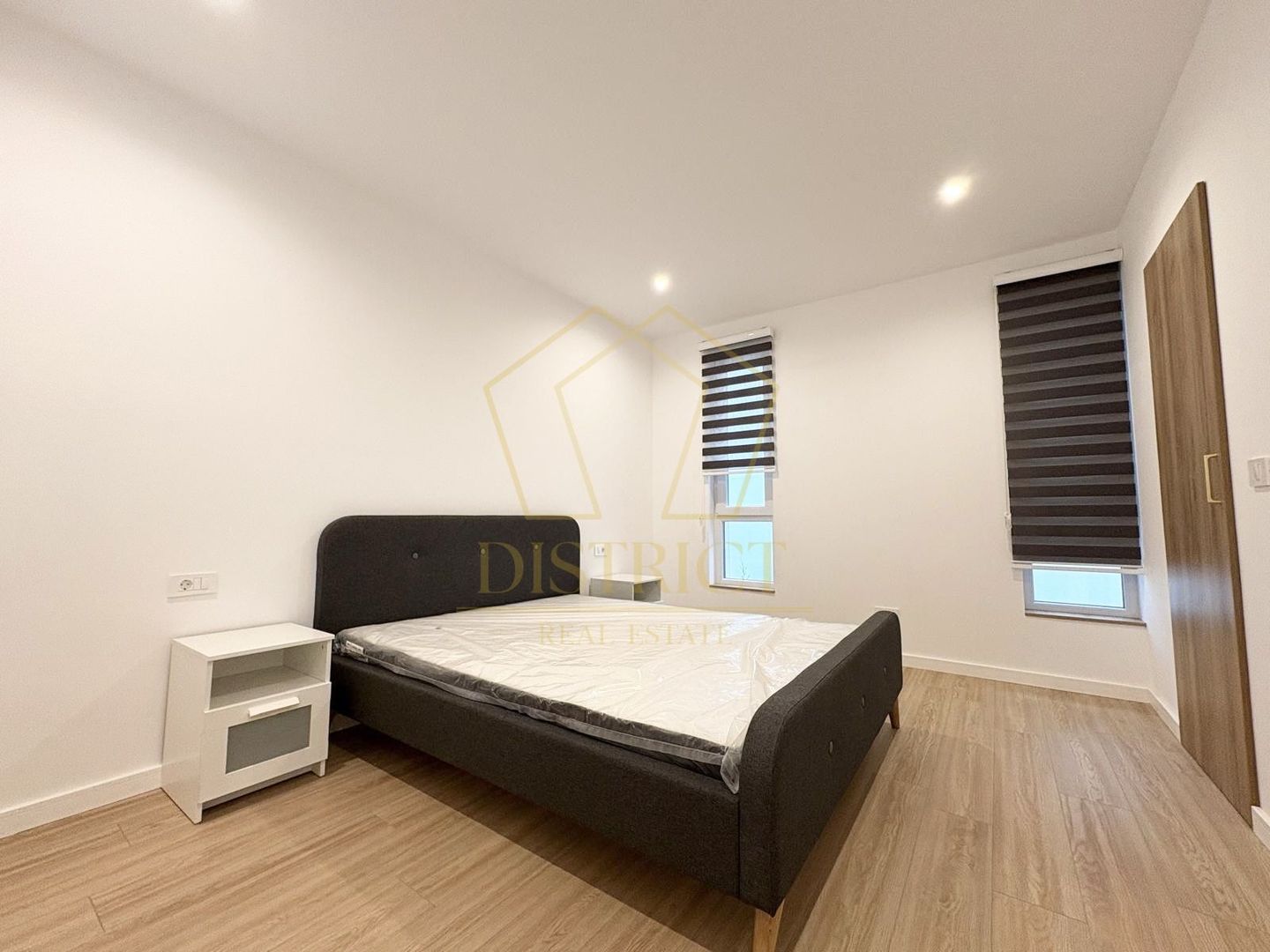 COM 0% | Duplex deosebit cu 4 camere, despărțit prin camera tehnica | Girocului - Poză 10