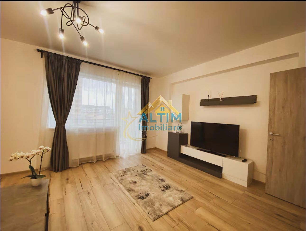 Apartament 3 camere, zona Coresi, Brasov - Poză 3