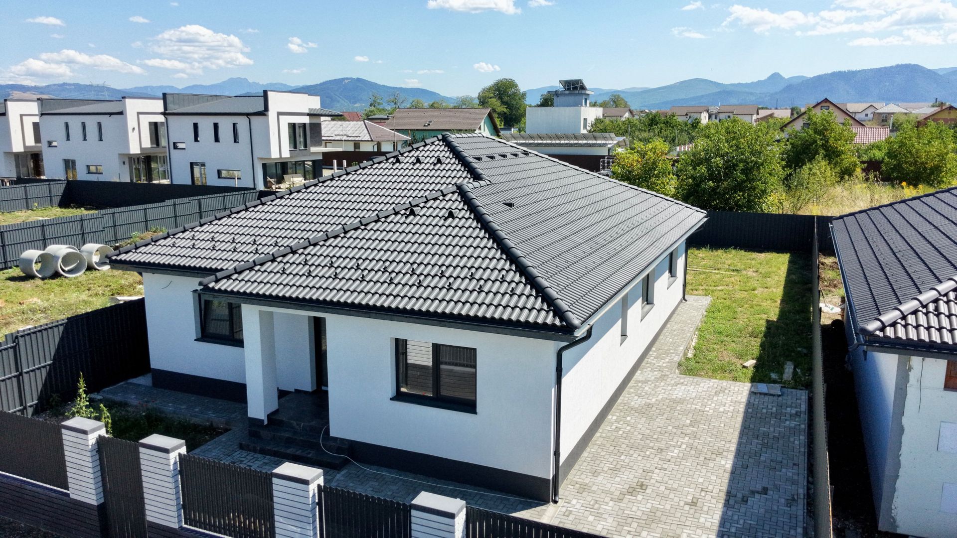 Casă parter de vânzare în cartier Izvor - Poză 2