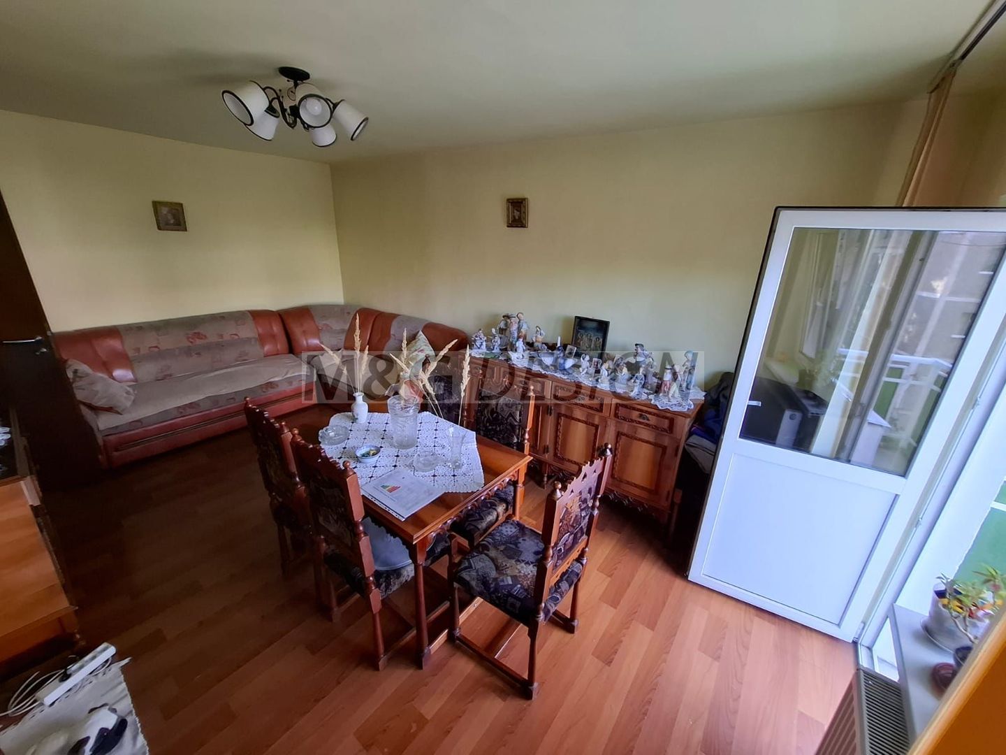 Aradului Vest, 3 camere decomandate, 2 bai, 2 balcoane, centrala gaz, - Poză 9