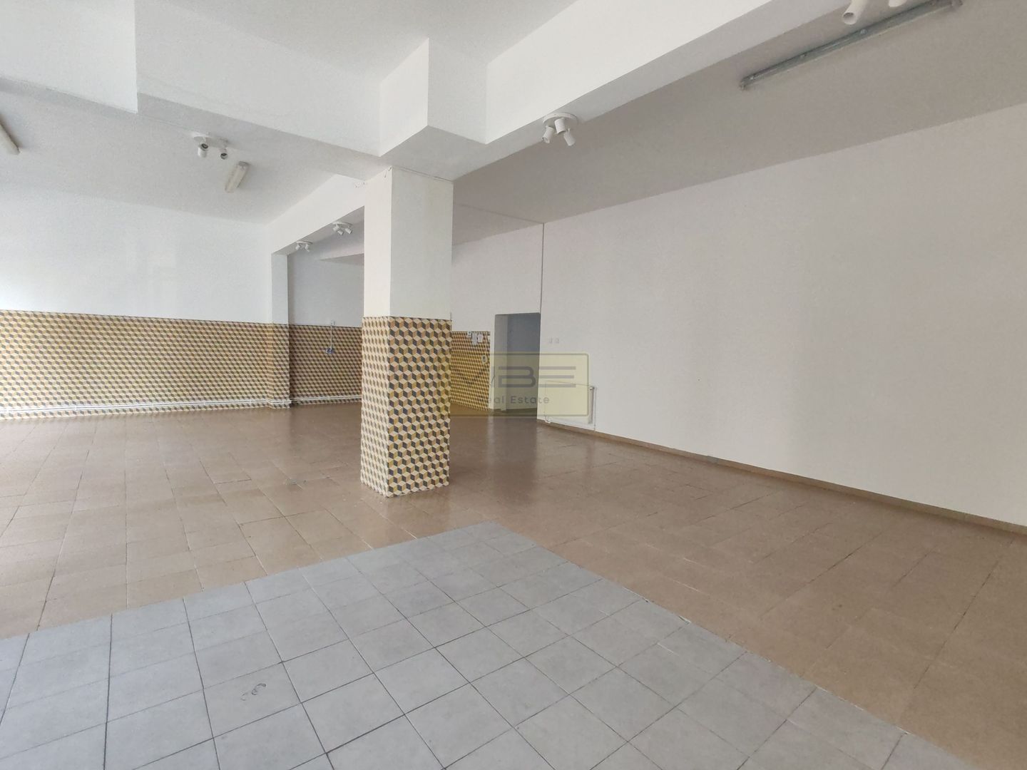 Spațiu comercial - deschidere 10 ml-amenajat! - Poză 8