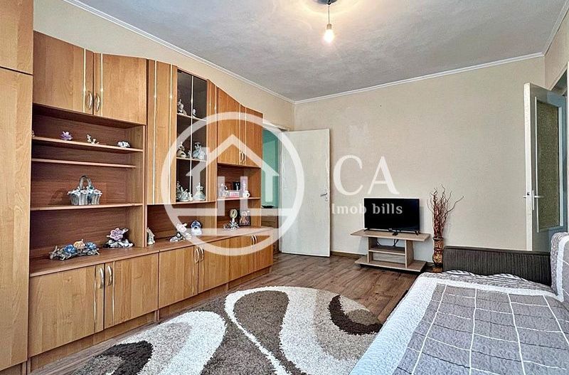 Apartament de vânzare cu 2 camere în zona Calea Aradului, Oradea - Poză 3