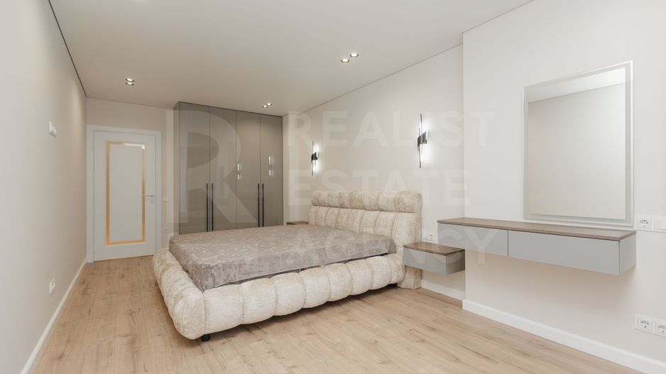 Vânzare, apartament, 2 odăi + living, str. Ion Buzdugan, Buiucani - Poză 8