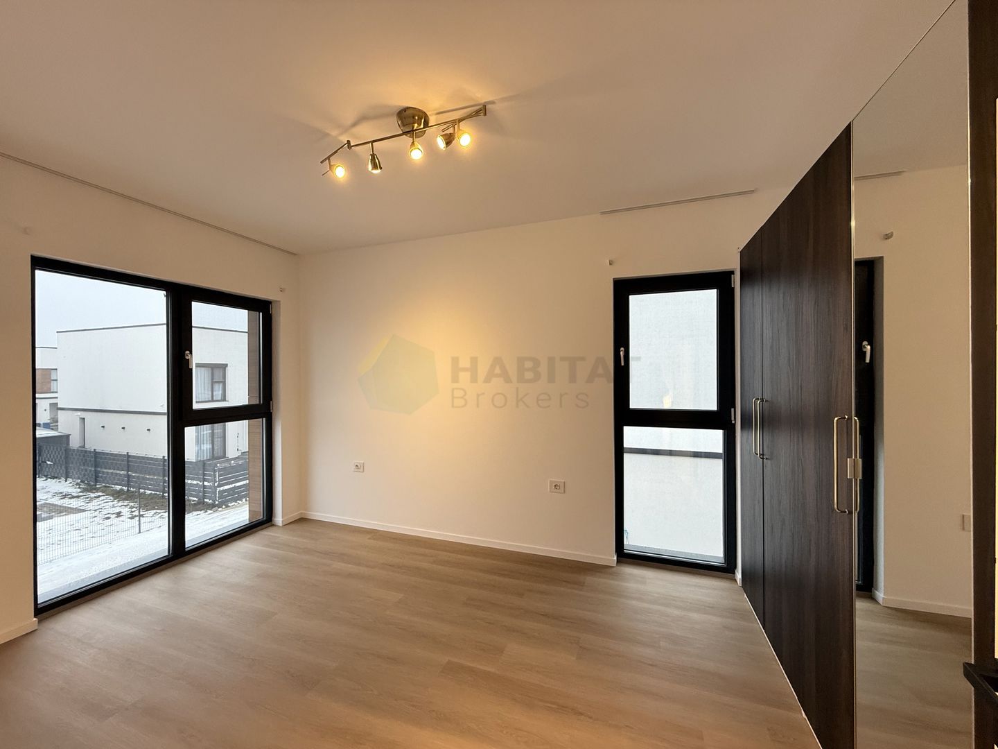 Vila finalizata in Complex Rezidential - Poză 21