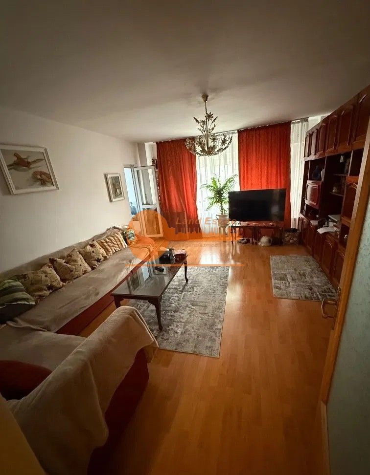 Apartament 3 camere spatios langa Metrou Pacii - Poză 1
