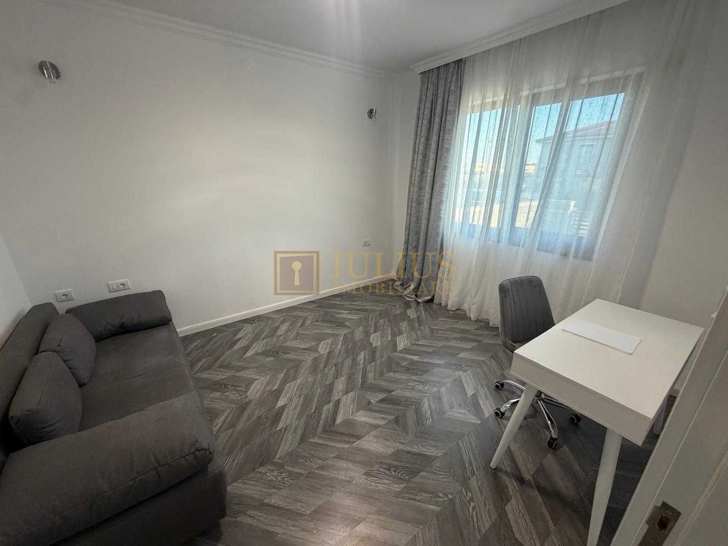 Duplex Mosnita Noua| 4 camere-3 dormitoare| curte proprie| loc de parcare - Poză 4