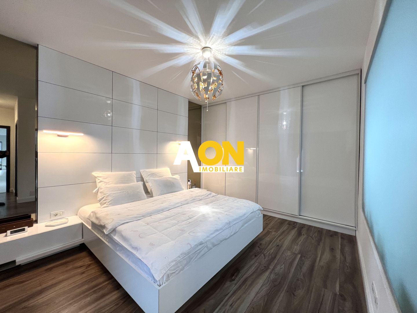 Casa individuala superfinisata, 3 camere, 2 bai,  500mp teren - Poză 11