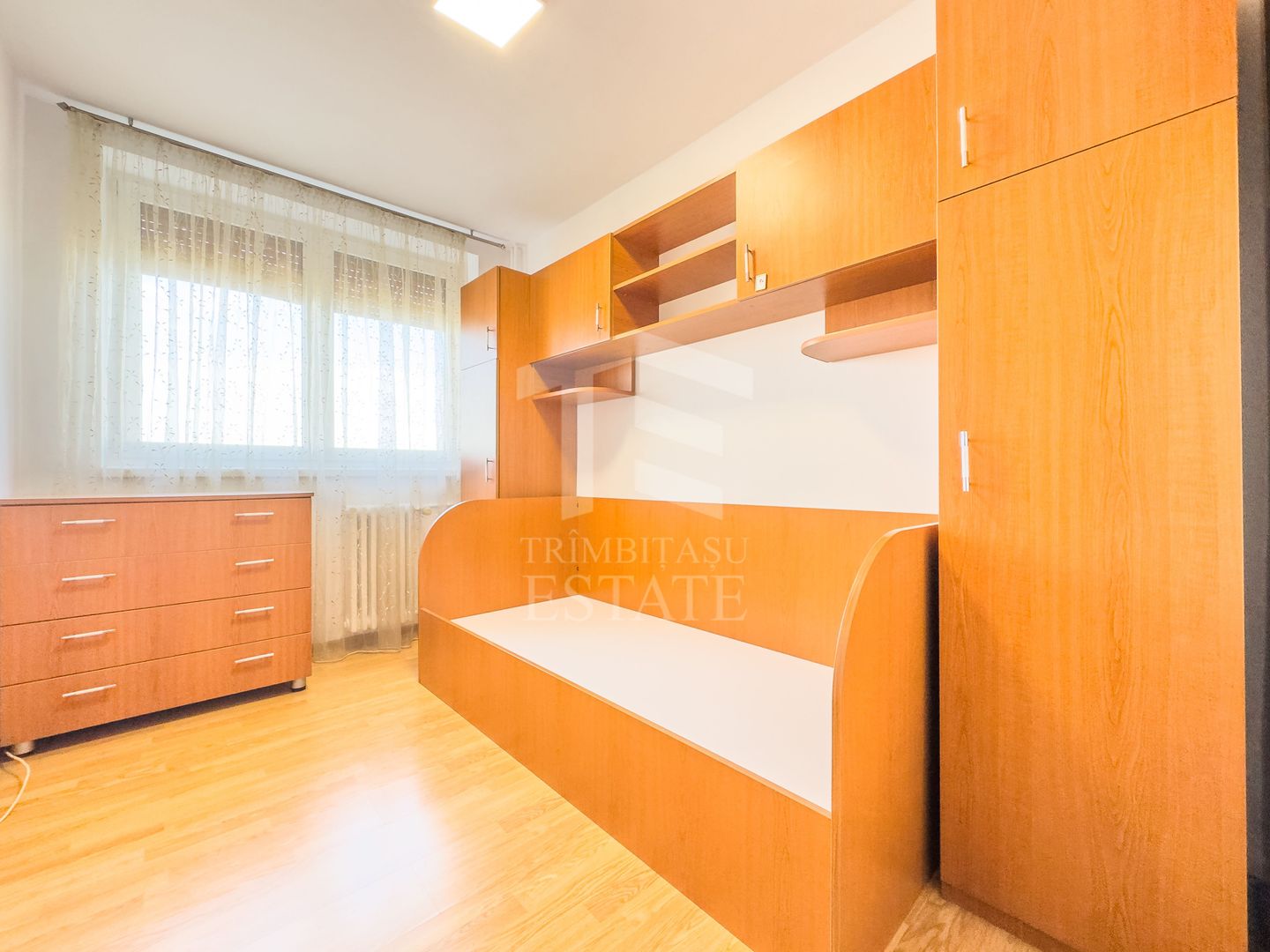 3 camere | Vedere panoramica | Metrou | Mobilat | Mutare imediata | - Poză 3