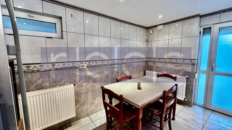 VANZARE 5 CAMERE | CURTE SUPERBA | FUNDENI | - Poză 7