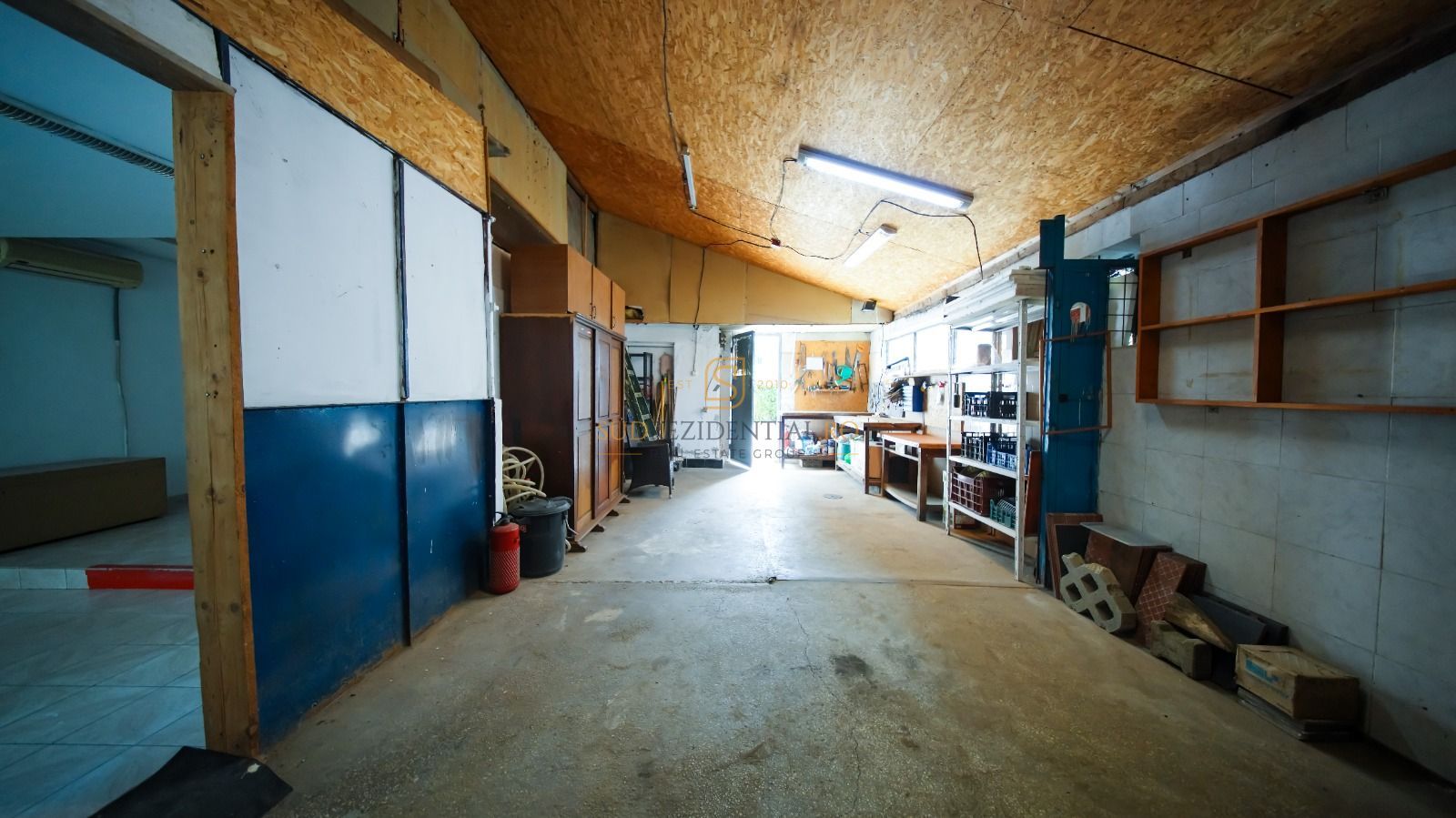 CASĂ CU TEREN 262 MP ȘI SPAȚIU COMERCIAL – SECTOR 4, BUCUREȘTI - Poză 24