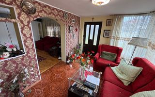 Casă corp C1 84mp + casă corp C2 51mp+garaj+ grădină și teren 889mp - Poză 3