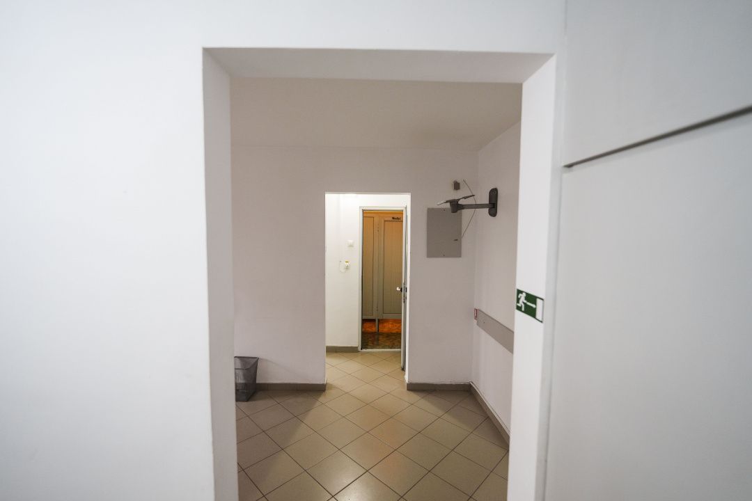 Spatiu parter, 56 mp, ideal cabinet medical, birouri sau servicii – Sarari - Poză 18