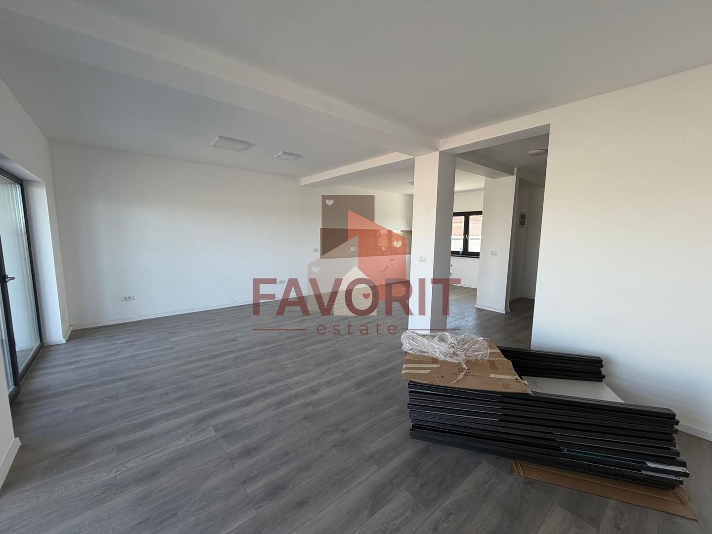Duplex | COMISION 0 | Curte amenajata | Toate utilitatile | 3 Bai | - Poză 3