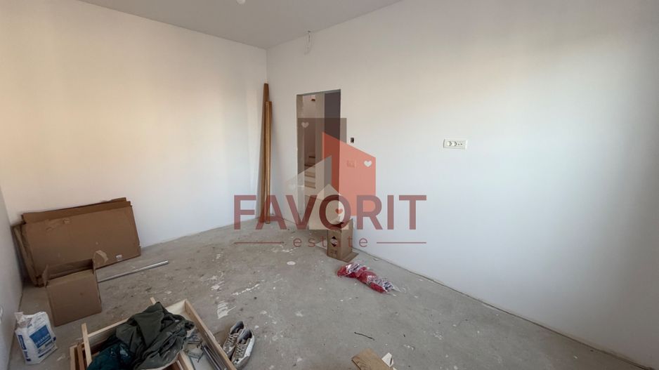 COMISION 0%. Duplex despartit prin garaj finisat la cheie in Dumbravita - Poză 10