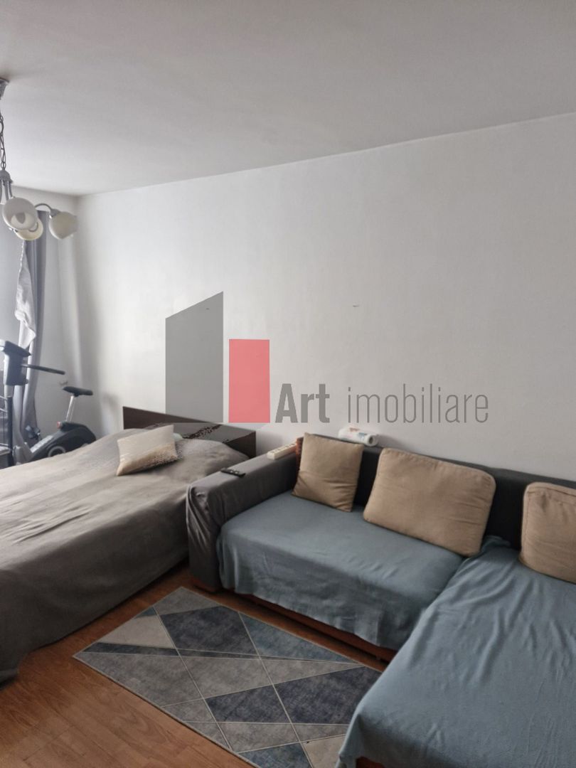 Apartament 3 camere Crangasi - Poză 2