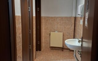 Hala industriala de 530 mp cu  spatiu de birouri si baie - Poză 9