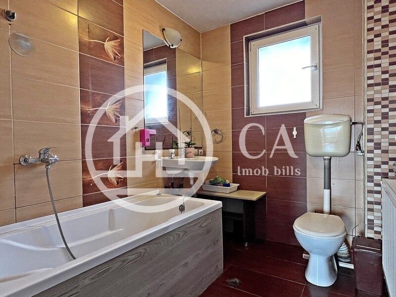 Casă cu 3 camere de închiriat la curte comună, în zona străzii Clujului, Oradea - Poză 6