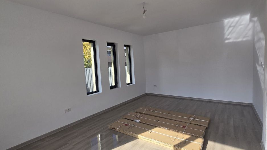Casa de vanzare | Bragadiru | 4 Camere | Control ambiental smart - Poză 9