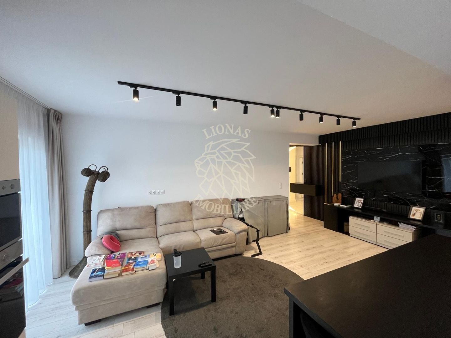 Apartament Modern 3 camere-balcon 11 mp-etaj 1-parcare-Zona Terra - Poză 5