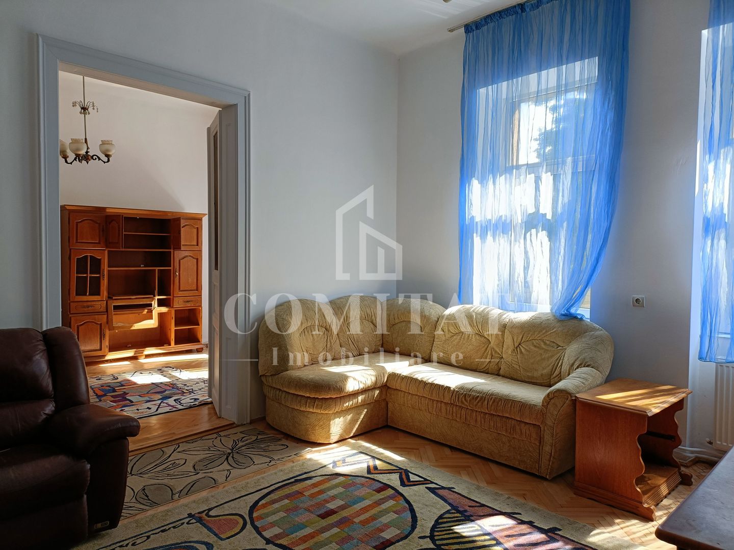 Casă individuală de închiriat cu 4 camere | Gruia | 7 Străzi - Poză 1