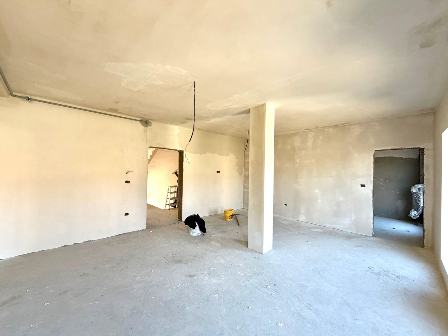 Apartament 2 camere - etaj 2 - Zona Eso - Giroc - Poză 2