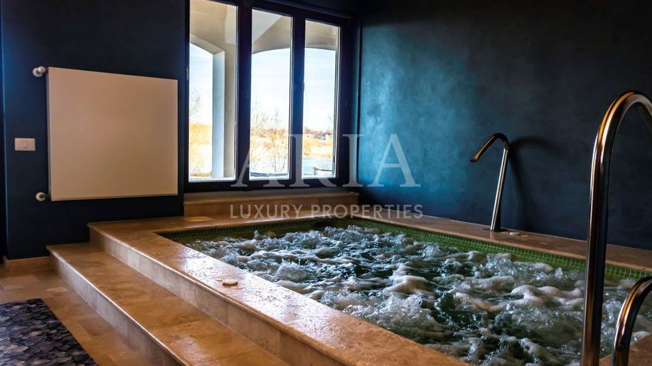 SNAGOV VILA | 36m DESCHIDERE LA LAC | PONTON 250mp | JACUZZI | SPA | BOWLING - Poză 14