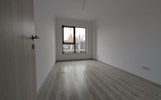 Langa ESO. 73 mp. Bloc nou cu lift. - Poză 3