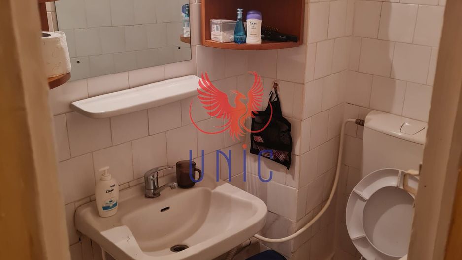 Apartament 3 camere decomandat parter, 1 Mai - Poză 11