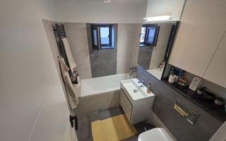 Trei camere decomandat ultra-renovat 2 bai Mcdonalds etaj 2 - Poză 7