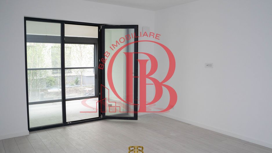 3 camere 2 bai pompa caldura panouri solare - Poză 9