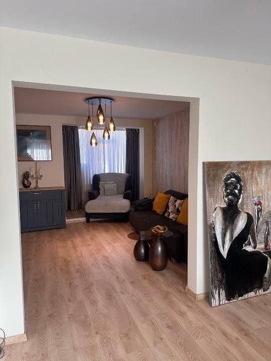 APARTAMENT  CENTRAL ZONA DOROBANTI - Poză 4