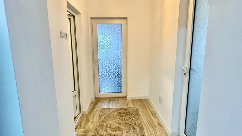 Casă de închiriat – Str. Trandafirilor - Poză 5