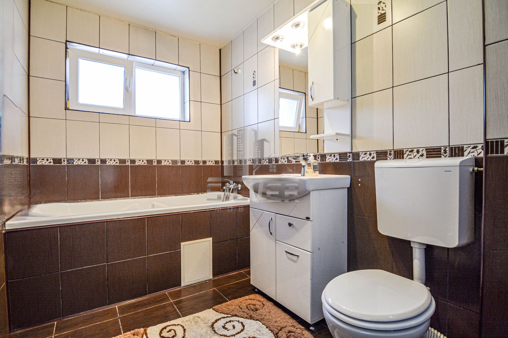 Apartament cu 3 camere + loc de parcare in Floresti, zona Teilor - Poză 11