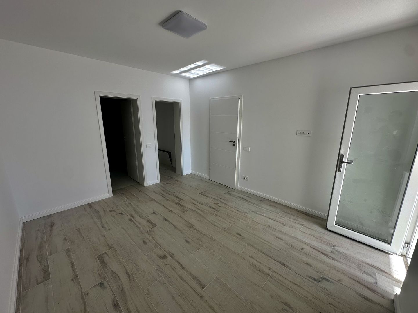 Casa nouă premium - la intrare în Sântandrei, garaj - Poză 10