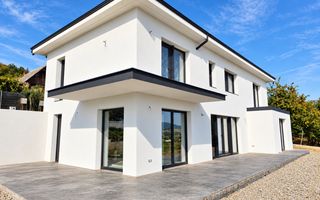Vila deosebita, moderna, 4 camere, 1242 mp teren, cu panorama, Micesti - Poză 1