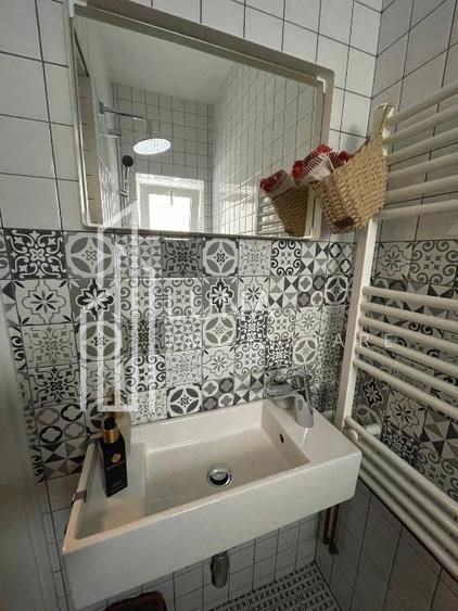 Garsonieră de vânzare – Centrul Istoric Brașov | Ideal investiție - Poză 3