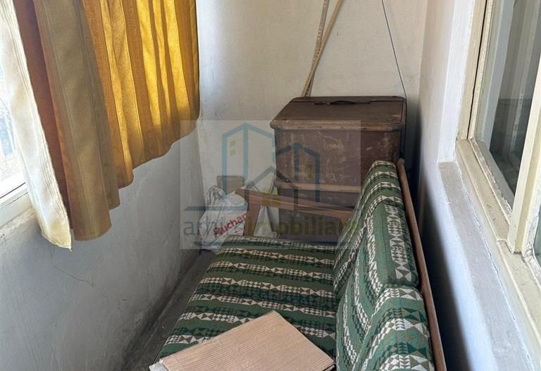 Apartament 3 camere  decomandat etajul 3 din 4 bloc anvelopat - Poză 7