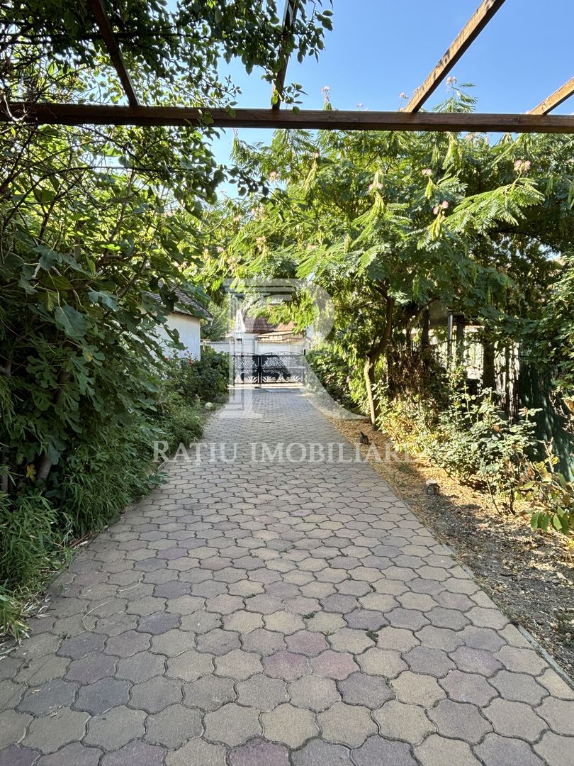 Casa noua de vanzare | Salonta | 467 mp Teren - Poză 2