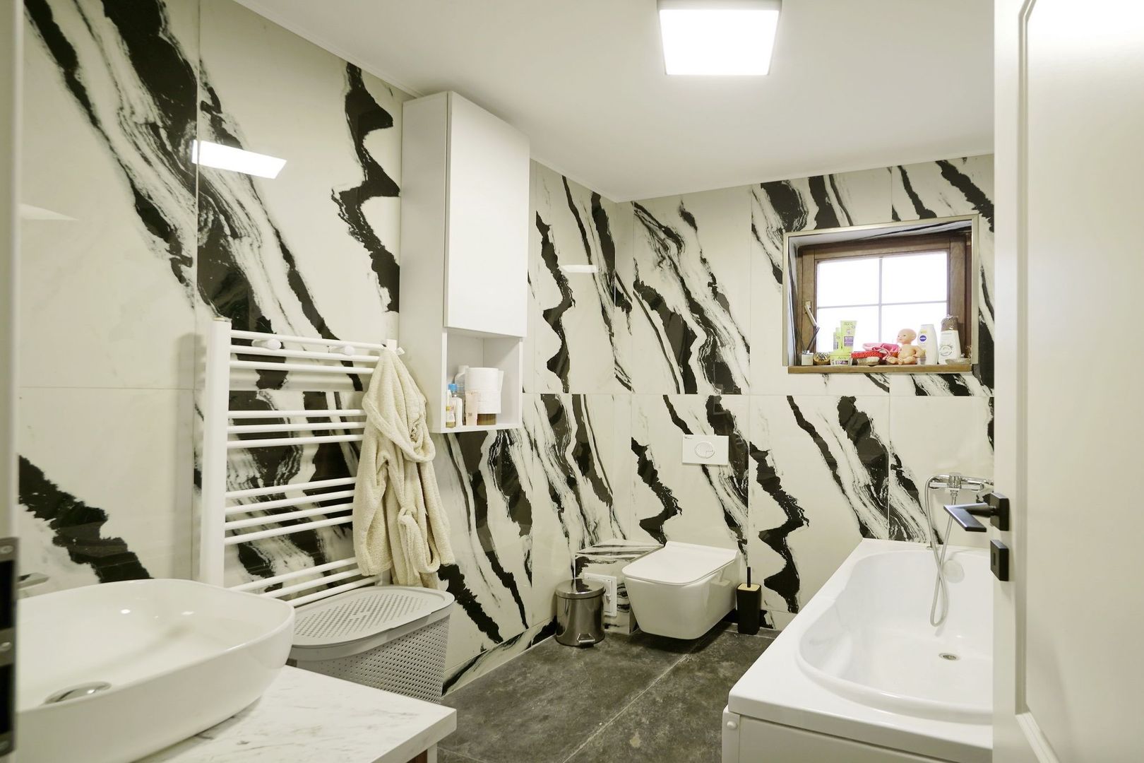 👉 Vilă spectaculoasă pe lac – Ghermănești | 573 mp | Terasă, ponton, - Poză 36