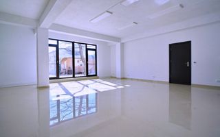 Inchiriere spatiu pentru birouri, cabinete, Negru Voda stradal - Poză 2