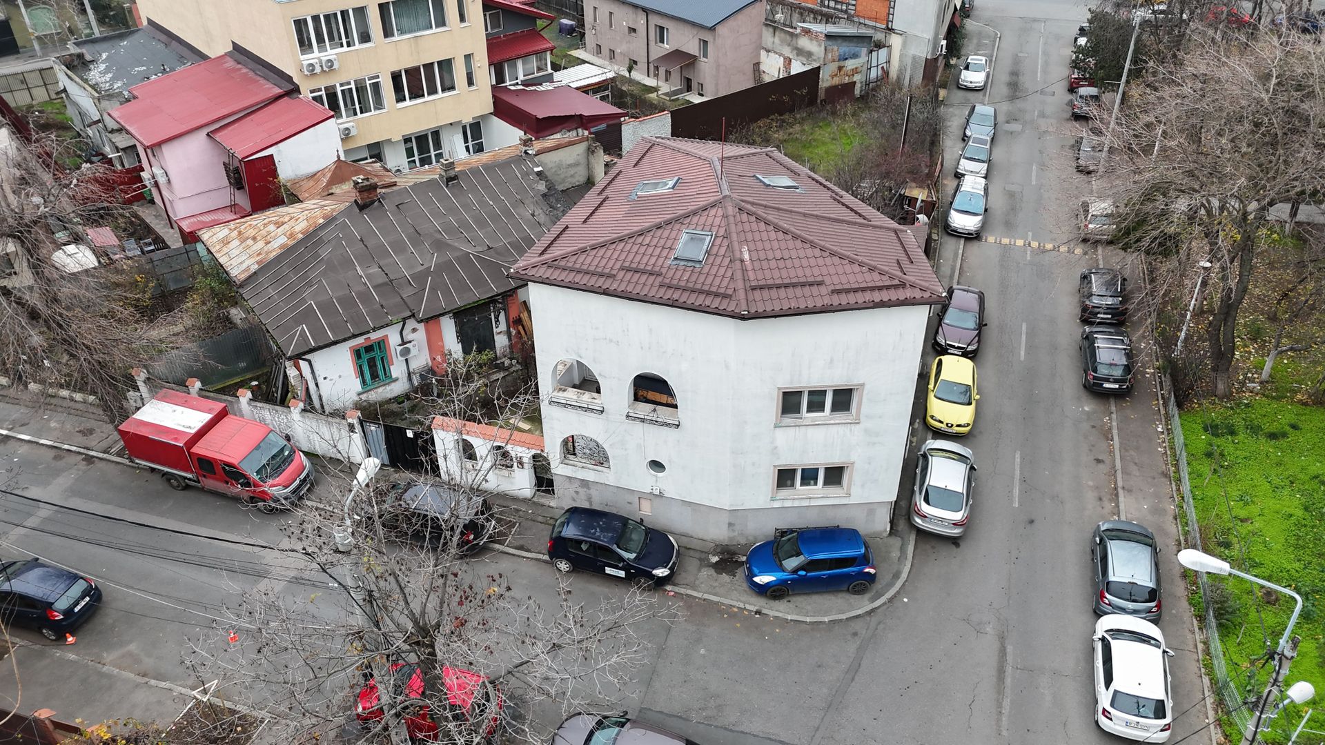 ​Vilă de Lux în Crângași - Poză 1