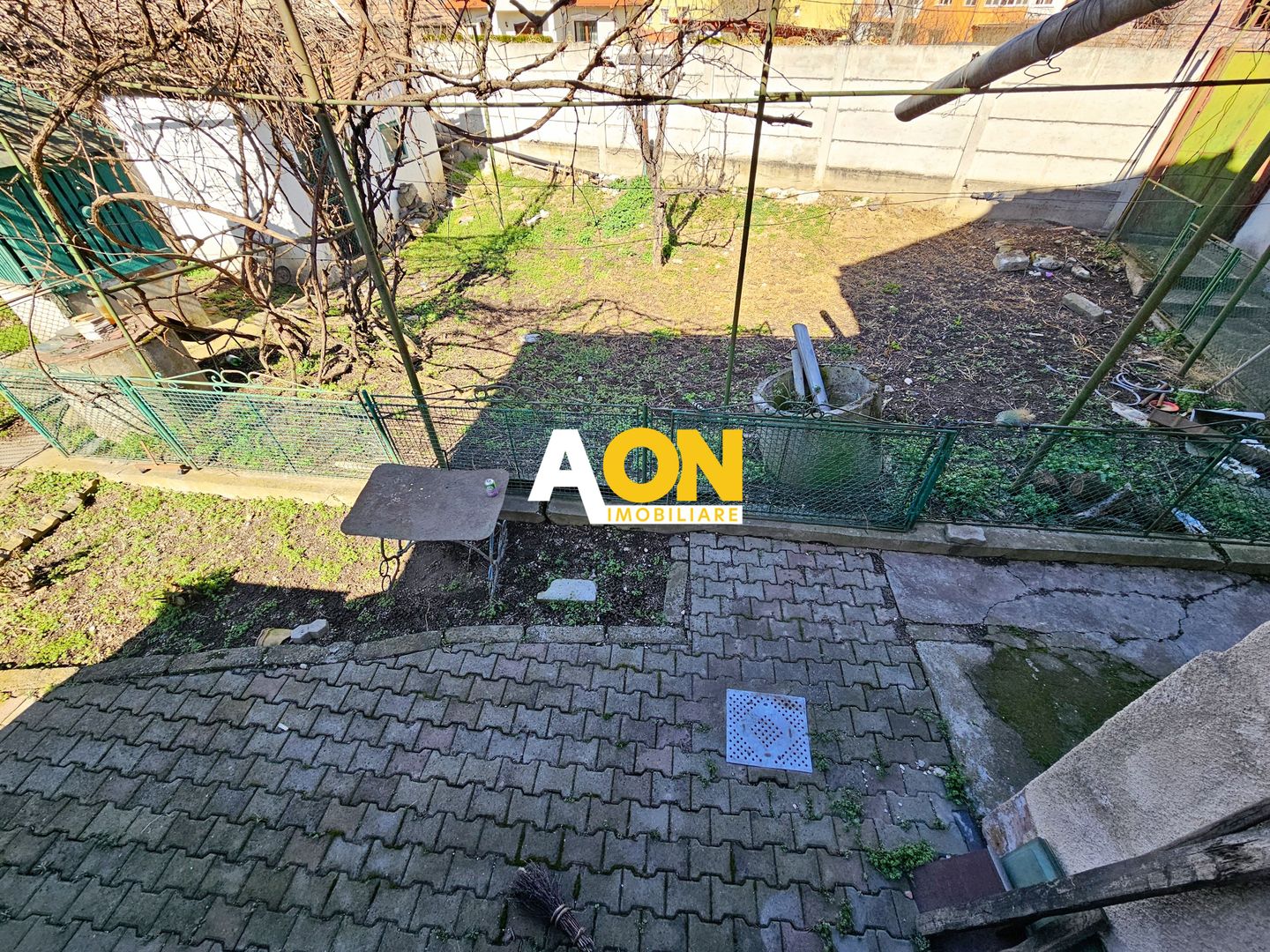 Casa 3 camere, 489 mp teren, acces la 2 strazi, zona ultracentrala - Poză 3