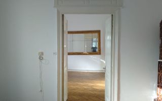 Inchiriez casa la curte in centru,zona Foisorul de Foc - Poză 3