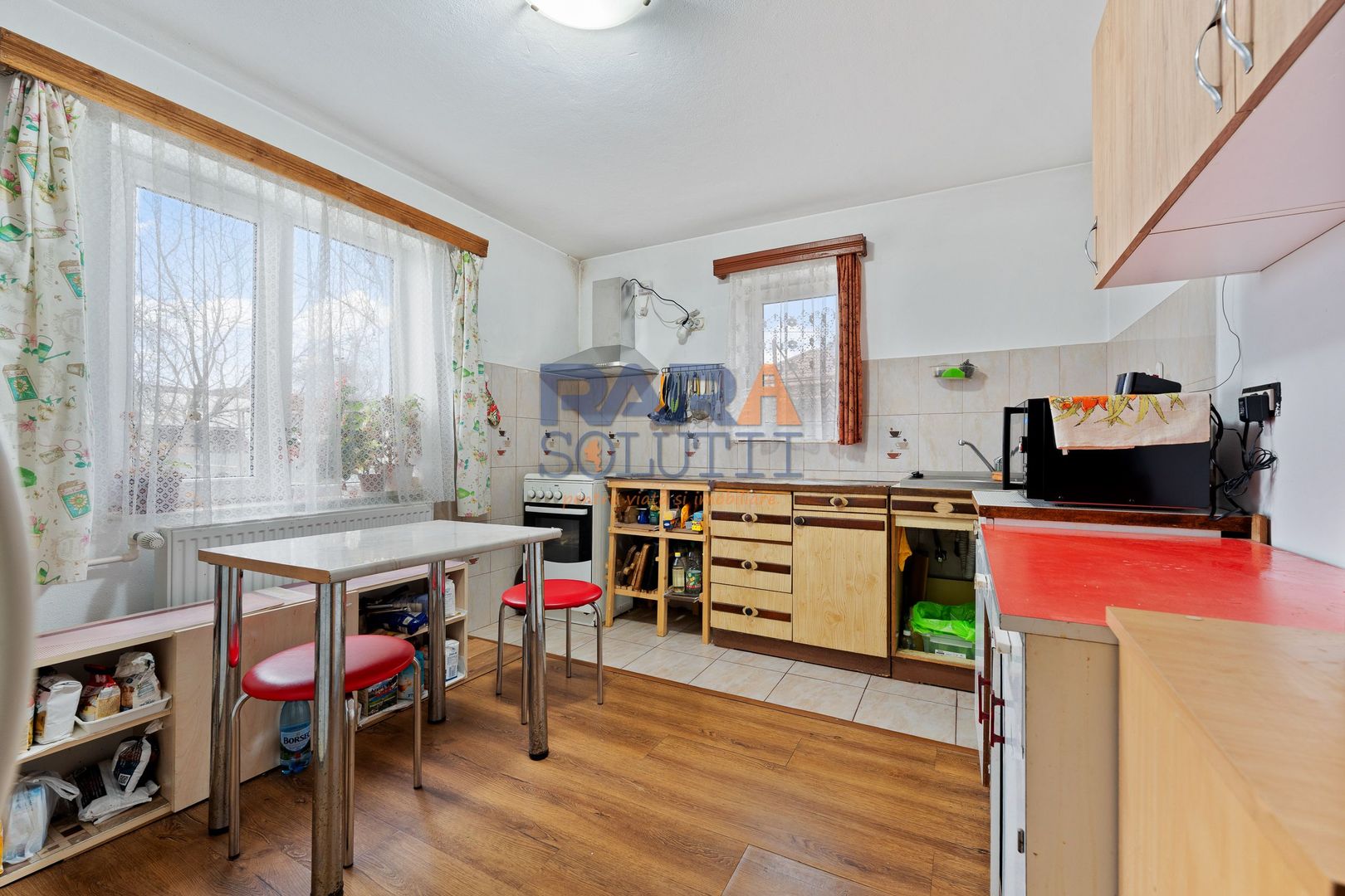 Casă P+1, 4 dormitoare, 2 băi, 1080 mp teren - Poză 4