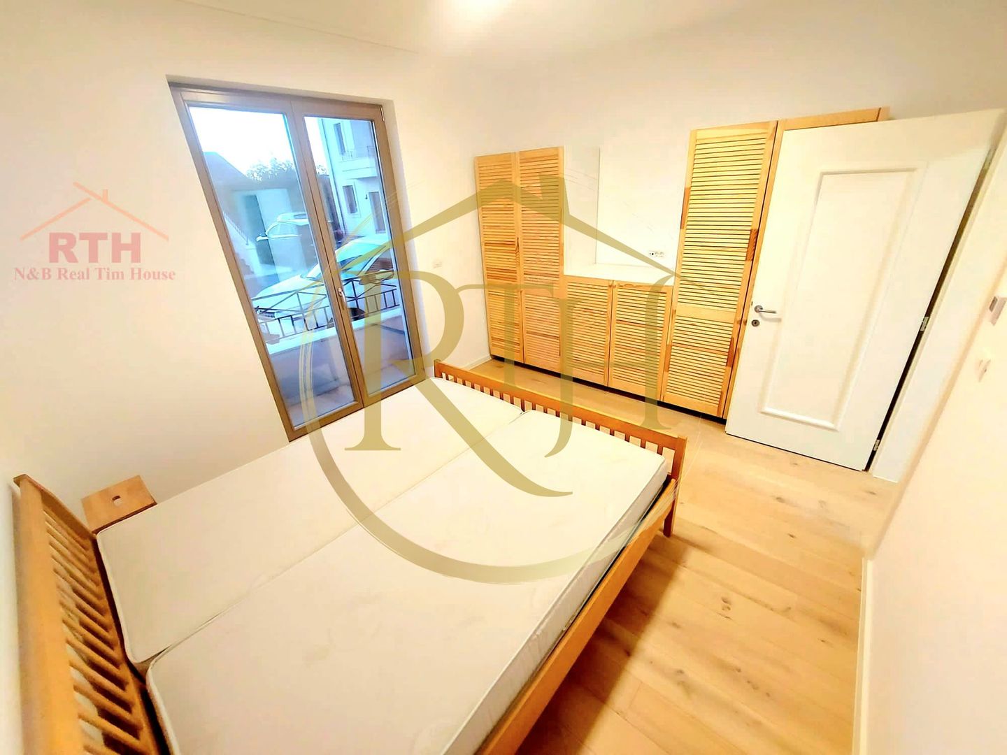 Oferim spre inchiriere, apartament cu 2 camere, Parcare privata - Poză 8