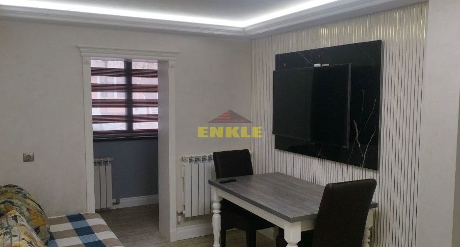 De inchiriat apartament cu 3 camere, zona Piata Mare - Poză 3