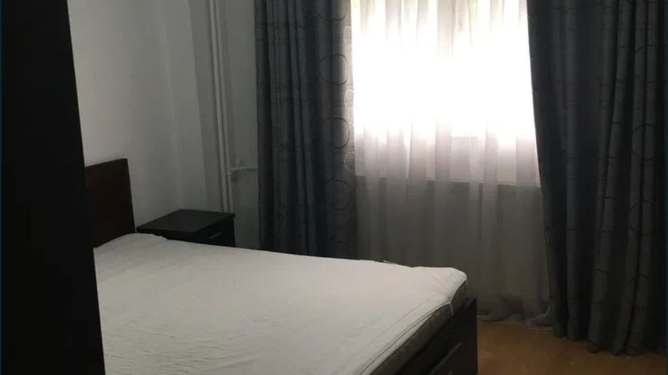 AP. 2 CAMERE TEIUL DOAMNEI, BUCATARIE INCHISA, MOBILAT/UTILAT MODERN - Poză 3